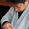 Mr. Yasaburo Tanimura as a traditional craftsman